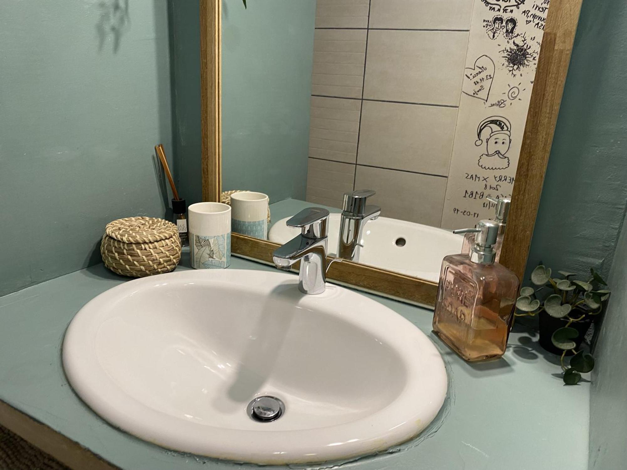 Le Creuset Lyonnais, Bnbconciergerie Bagian luar foto